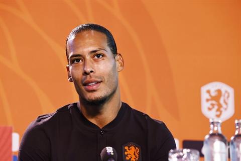 Van Dijk không sợ chấn thương trước thềm World Cup 2022